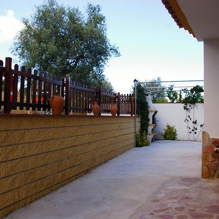 Hostal Y Apartamento Rural Los Naranjos Melegis Luaran gambar