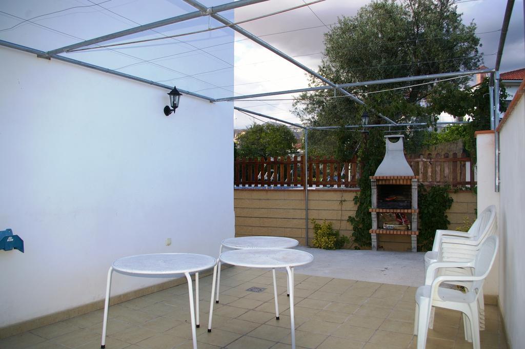 Hostal Y Apartamento Rural Los Naranjos Melegis Luaran gambar